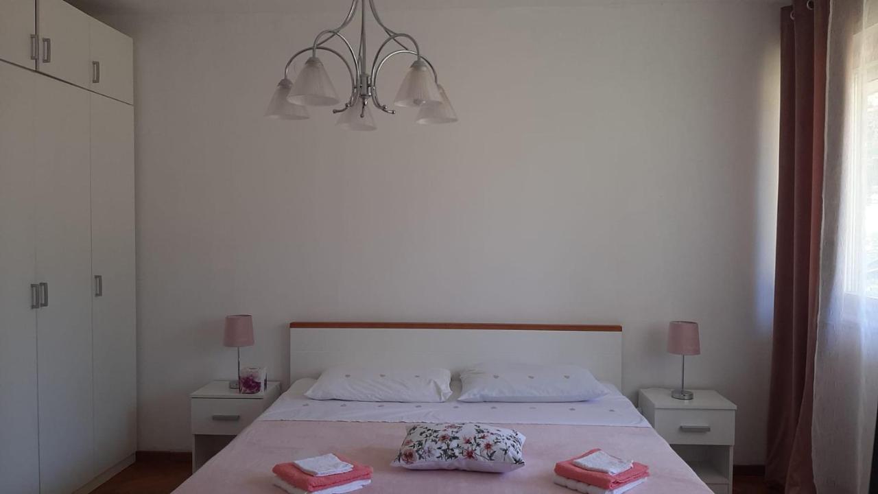 Apartman Iris Split Lejlighed Eksteriør billede